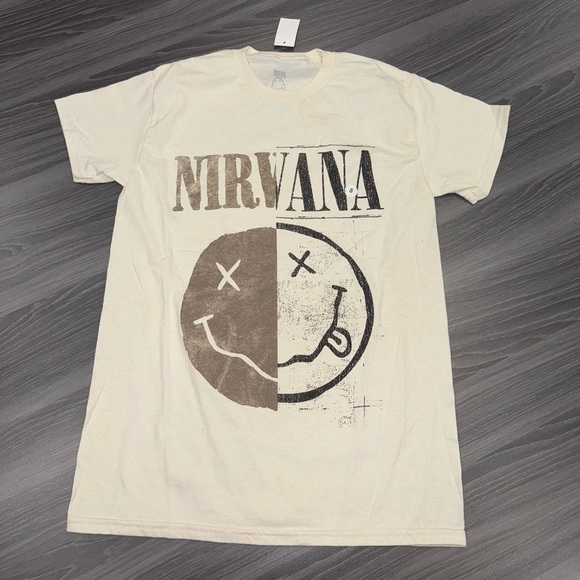 Nirvana T-Shirt Men’s Size Small Cream Colored Band Shirt NWT - Picture 1 of 5